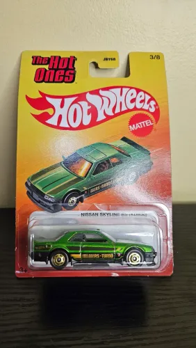 Hot wheels The Hot Ones Nissan Skyline RS