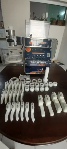 Máquina de Salgados Jetfood Master Inox Turbo 5.0 - Semi-nova e Completa!