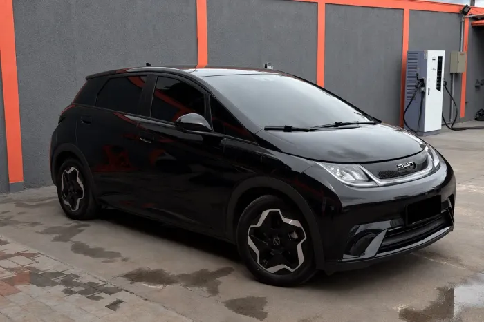 BYD Dolphin EV (Elétrico) 2025