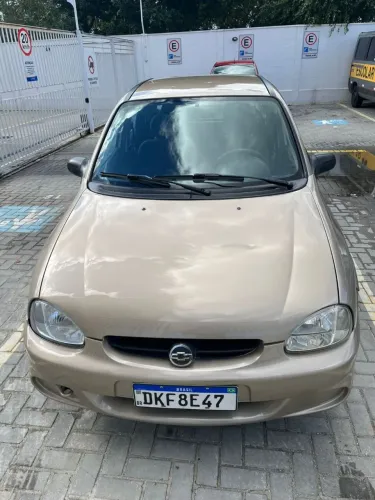 Chevrolet Corsa SED Class.spirit 1.0/1.0 Flexpower (álcool) 2005