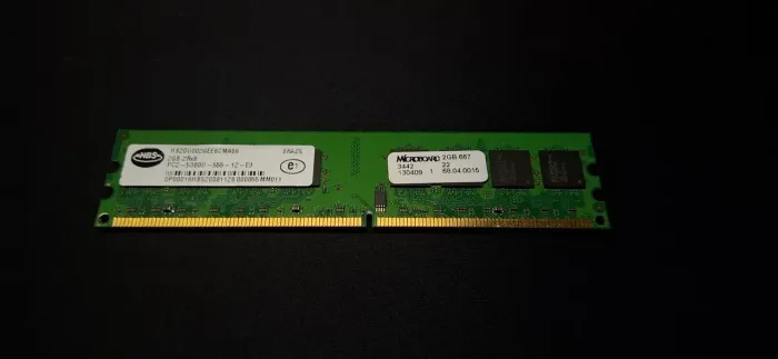 Memória ram DDR2 2GB 667mhz HBS
