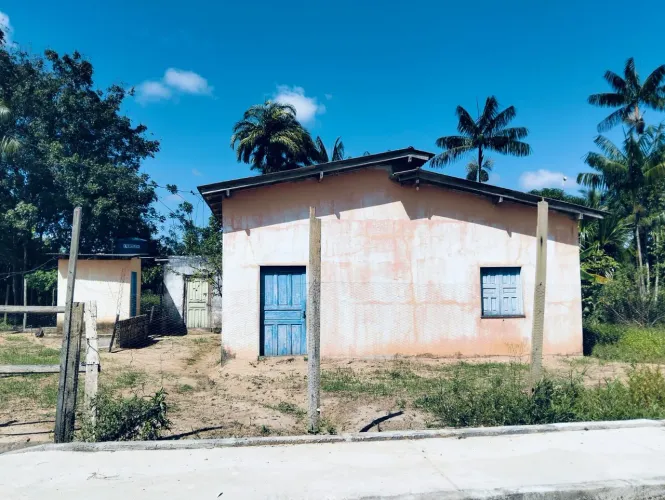 Casa a avenda no interior do município de são João da baliza