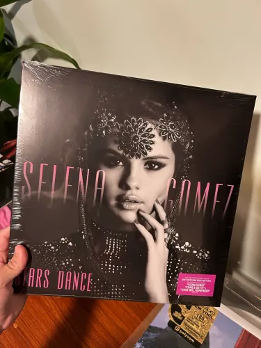 LP Selena Gomez - Stars Dance