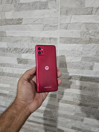 Moto G32 128GB, tela original, funcionando perfeitamente, pronto para uso. Faço entrega!