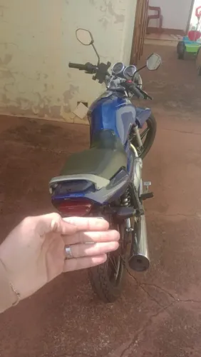 Vendo moto , toda em dias só no jeito de transferir 