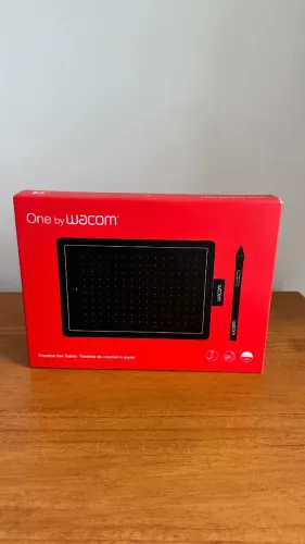 (Nova) Mesa Digitalizadora One By Wacom CTL472, Pequena, Pen LP-190K