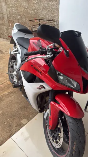 Honda CBR 600 RR 2007 Vendo ou troco em maior cilindrada