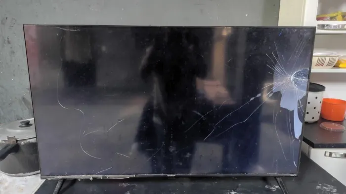 VENDO TV SMART 43 POLEGADAS