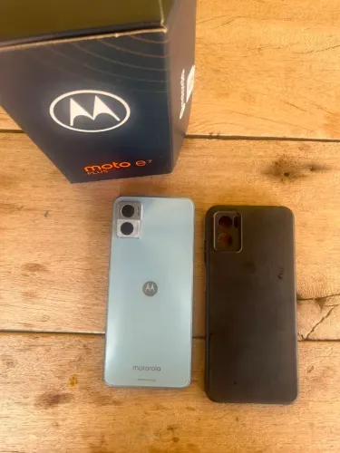Vendo celular moto E22