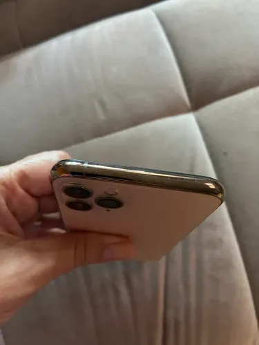 Vendo iPhone 11 Pro, 256G, em perfeitas condições!