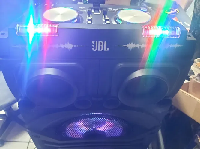 Torre Jbl expert j2515