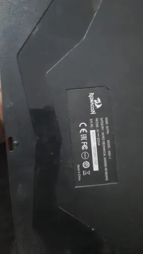 VENDE - SE MAUSE RAZER E TECLADO REDRAGON