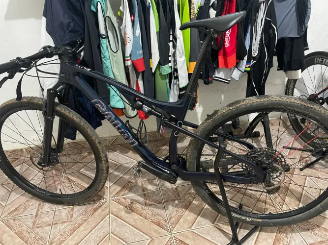 Vendo ou troco em speed Carbono 56 disc