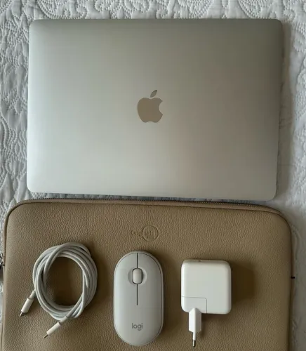 MacBook Air - M1 256/8gb