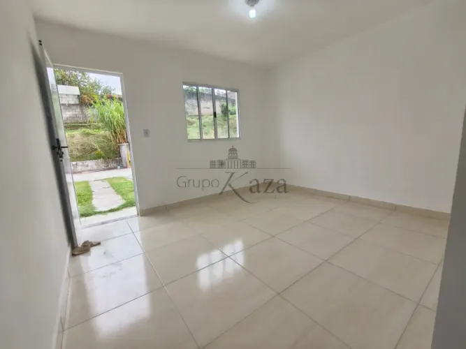 Oportunidade - Casa em Condomínio - Chácaras Pousada do Vale - Condomínio Residencial Marb