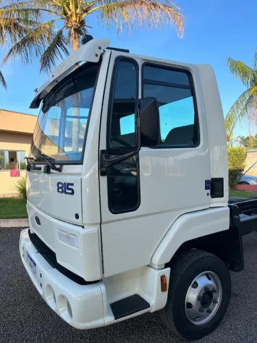 FORD/CARGO 815