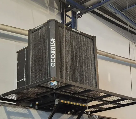 Climatizador grande Ecobrisa seminovo