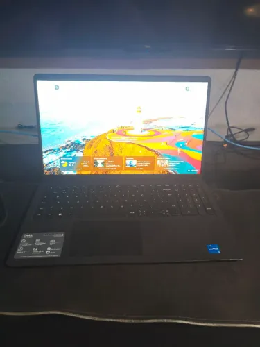 Notebook Dell Inspiron 15 Intel Core i5 8GB RAM 512GB SSD tela de 15,6"full hd