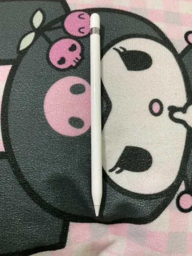 Apple Pencil (1° geração) *TROCO POR 2 GERAÇÃO*