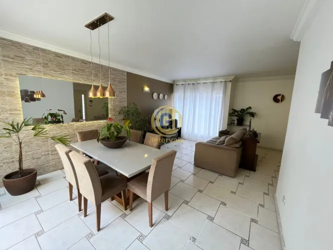 Oportunidade Casa Térrea para Locação região central de Jacareí SP - bairro Jardim bela vi