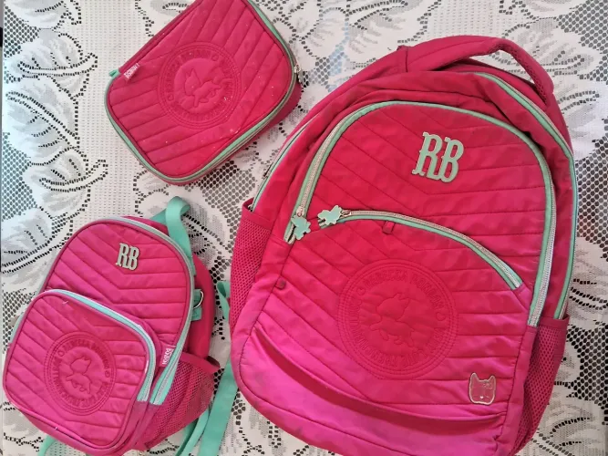 Mochila, estojo e lancheira Rebeca Bombom Original