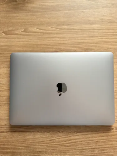 MacBook Air M1 256gb ZERADO 90% saúde, estado de novo