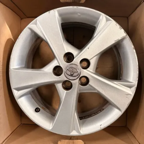 Roda aro 16 Toyota Corolla original 