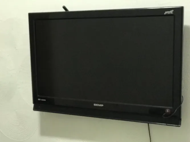 VENDE-SE TV 32 polegadas