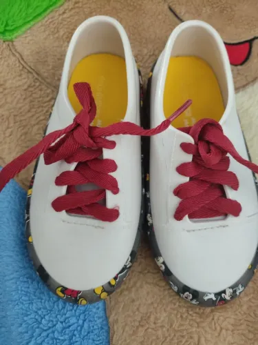 Tênis Mini Melissa tamanho 25