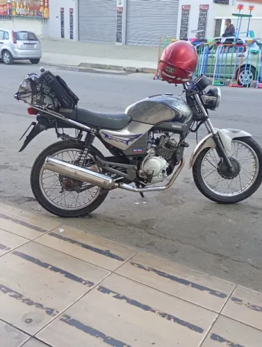 YBR 125