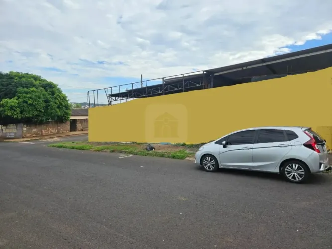 Barracão à venda no Bairro Jardim Brasilia