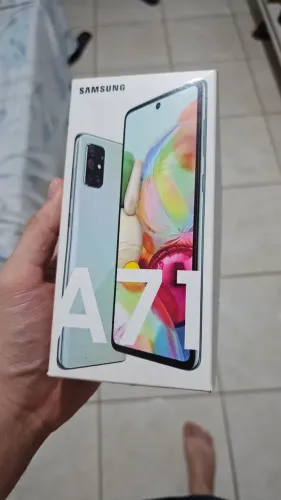 Samsung A71