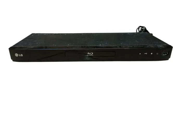 Blu-ray /DVD player LG c/ controle, funcionando com um detalhe