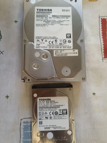 HARD DRIVE TOSHIBA -  1de 2 TB e 1 de 500 GB