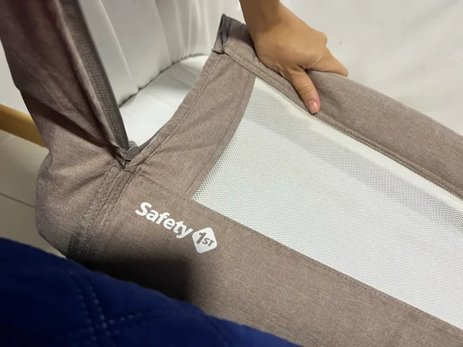 Berço acoplado safety 1st