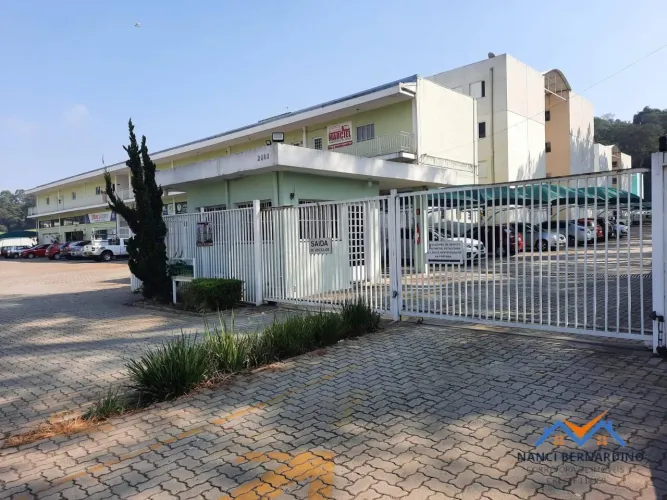 Apartamento para Alugar em Arujá - 2 Dormitórios ( 1 Suíte), Semimobiliado