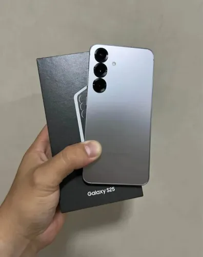 Samsung Galaxy S25