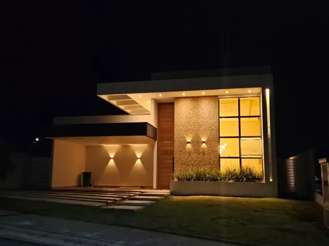 EXCELENTE CASA LINEAR NO CONDOMINIO VIVERDE 1 COM 214 M²