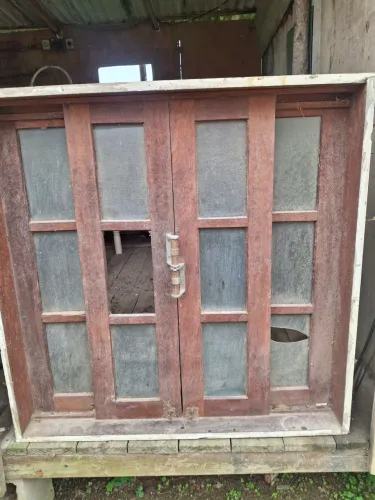 Portas e janelas de Angelim