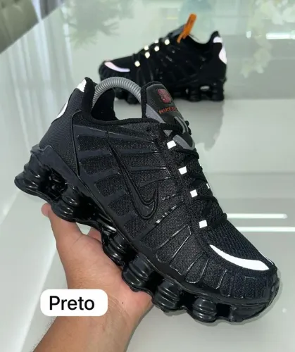 Nike 12 molas preto