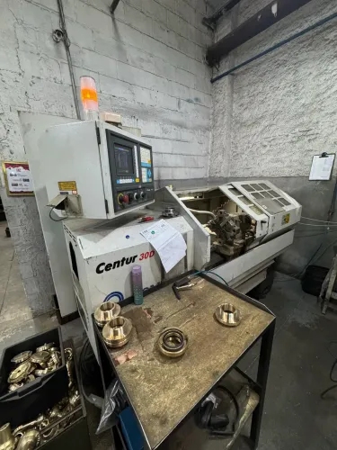 Torno Cnc Centur 30D 