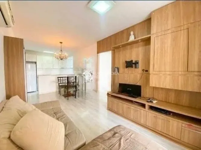 Apartamento de 3 dormitórios 77m2 privativos 1 vaga de garagem no bairro Costeira Do Piraj