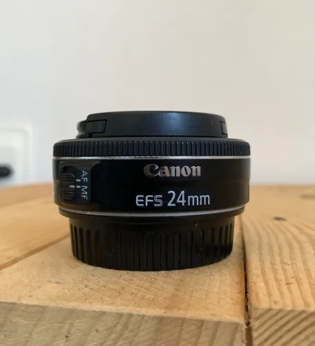 Lente Canon 24mm em ótimo estado e com 2 anos de uso