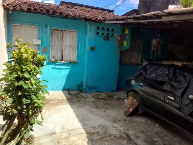 Vendo casa nas Águas lindas Quitada, 3 quartos.