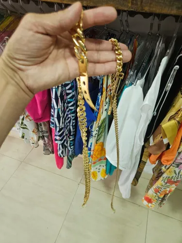 Cinto lança perfume 