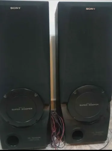 Vendo par de caixas de som acústica Sony LBT 555 AV funcionando em ótimo estado funciona.