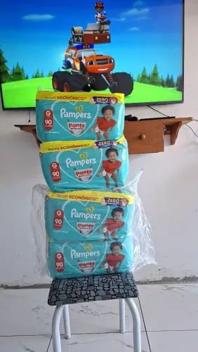VEND0 FRALDAS Pampers Pants Roupinha G 90 e XG 82 unidades buscar na Terra F