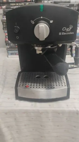 Cafeteira Expresso Electrolux Chef Crema 15 Bar