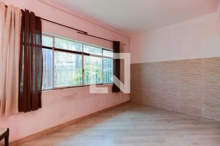 Casa à Venda - Vila Nova Cachoeirinha, 2 Quartos, 200 m2