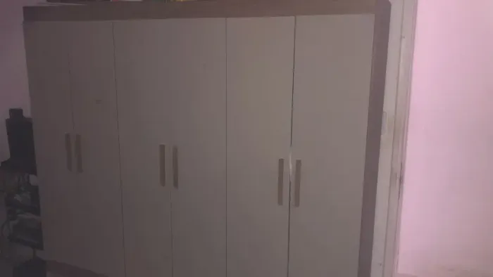 Guarda roupa 6 portas